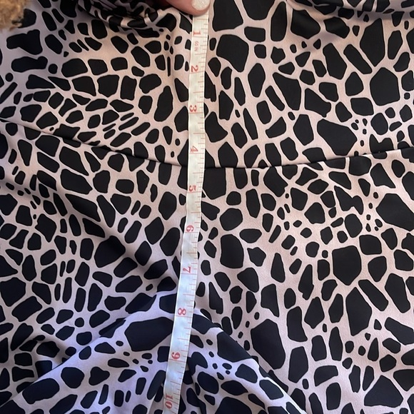 Onzie Giraffe leggings size Small/Medium - Picture 7 of 10